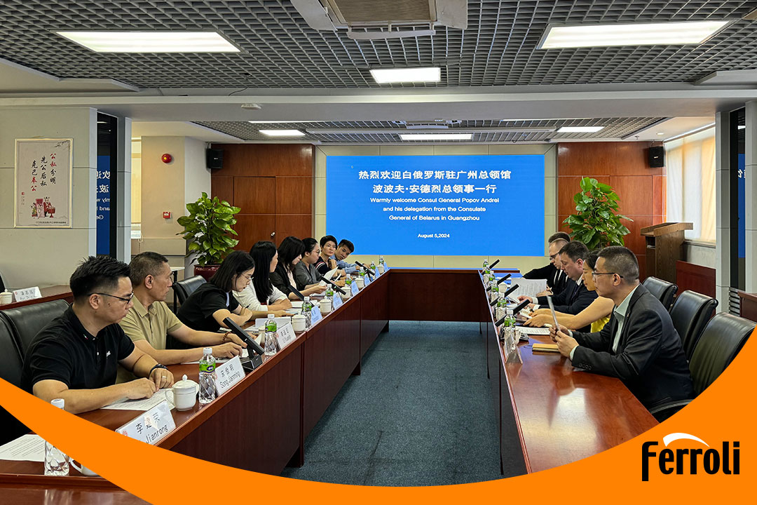 J9.COM受邀与白俄罗斯驻广州总领事一行发展座谈互换